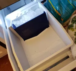 GE Icemaker blocker tray