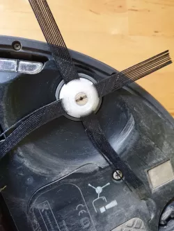 Roomba 876 brush