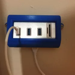 Hub Holder