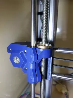 Modified Bear-X-Ends for non Prusa TR8 Nuts