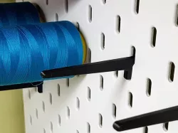 Spool thread holder for IKEA SKADIS pegboard