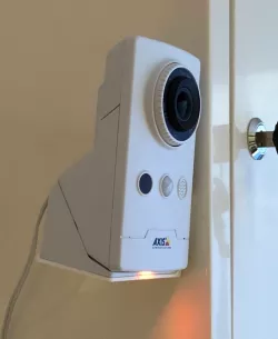 AXIS M1065 magnetic mount