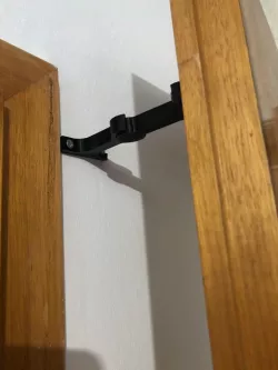 Door holder clamp