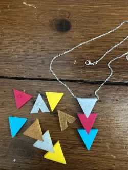 interchangeable triangles pendant