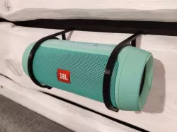 JBL Charge 2+ hanger