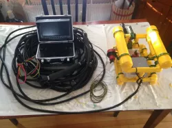 ROV with Camera and Gripper:  9" Screen & 100 ft tether