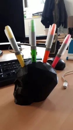 Skull Punk Low Poly