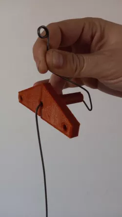 String puppet leading cross