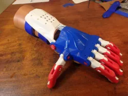 The Osprey Hand by Alderhand and e-Nable