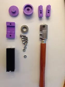 Tool holder for creating round glass.