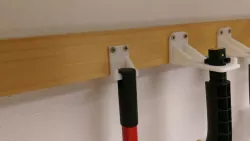 Holder -broom