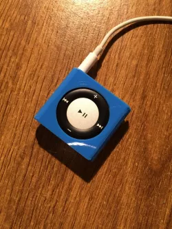 iPod Shuffle slim case