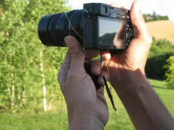 string camera monopod