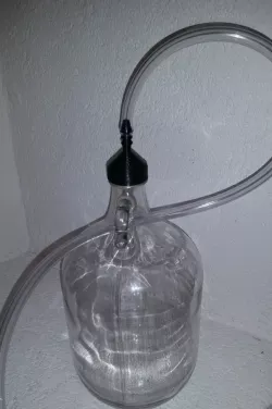 1 Gallon Carboy Screw Cap w/ Barbed Fitting