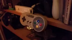 Controller Holder | SNES | Super Nintendo | Super Famicon
