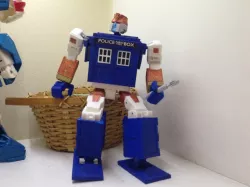Revised Parts for Nonnef's TARDIS Transformer (at 75% Scale)