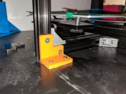 Extrusion Corner Stabilizers with Anchor tab