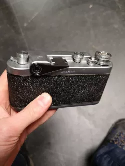 Glasses scratch protector for FED-2 russian range finder analog camera.
