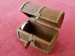Hinged Chest with Working Lock, Dual Extrusion