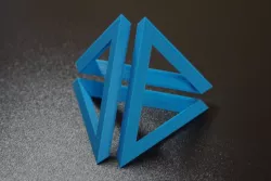 Infinity tetrahedron (pyramid) - easy print, no support