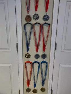 Medal hook