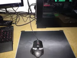 Mouse wire holder