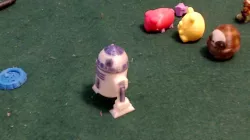 Simple R2D2 with rotating head