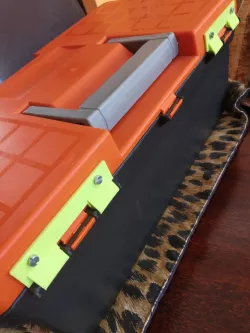 Toolbox semi hinge