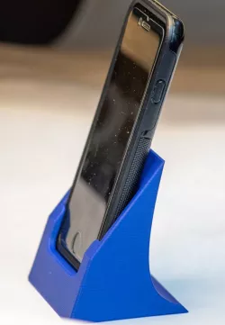iPhone 8 and XR Desk Stand