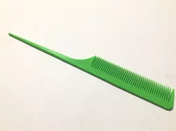 sharp tail comb 