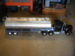 1/14 scale fuel trailer