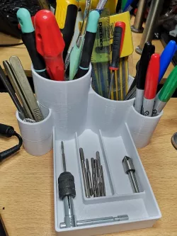 Desk tool stand