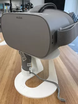 Oculus Go Stand