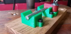 Rod/Pipe Drilling Fixture