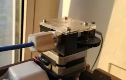 Tapered thread fitting bowden