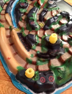 Honey Pots for  Fireball Island – Crouching Tiger, Hidden Bees!