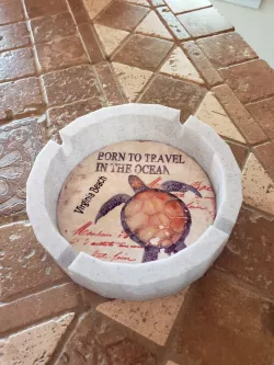 Round Ashtray