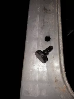 Trash's cover damper