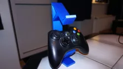Xbox one controller stand