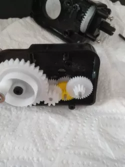 Ouaps - La pieuvre a malice gearbox repair