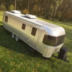 Airstream Classic trailer 2017 3D model