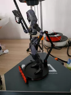 Action Figure Stand + Mass Effect Logo