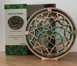 Display Stand for puzzle: Flower Maze by Constantin Puzzles