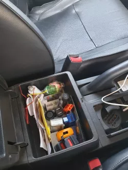 Suzuki Grand Vitara storage box mod