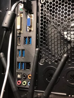 Gigabyte GA-Z77X-D3H IO plate