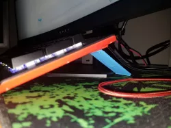 Leg for keyboard