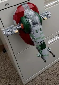 LEGO Slave1 Magnet Stand Holder Thingy
