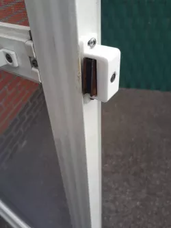 magnet lock mounting system