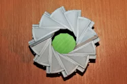12 Leaf Aperture Box