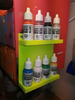 Acrylic paint holder